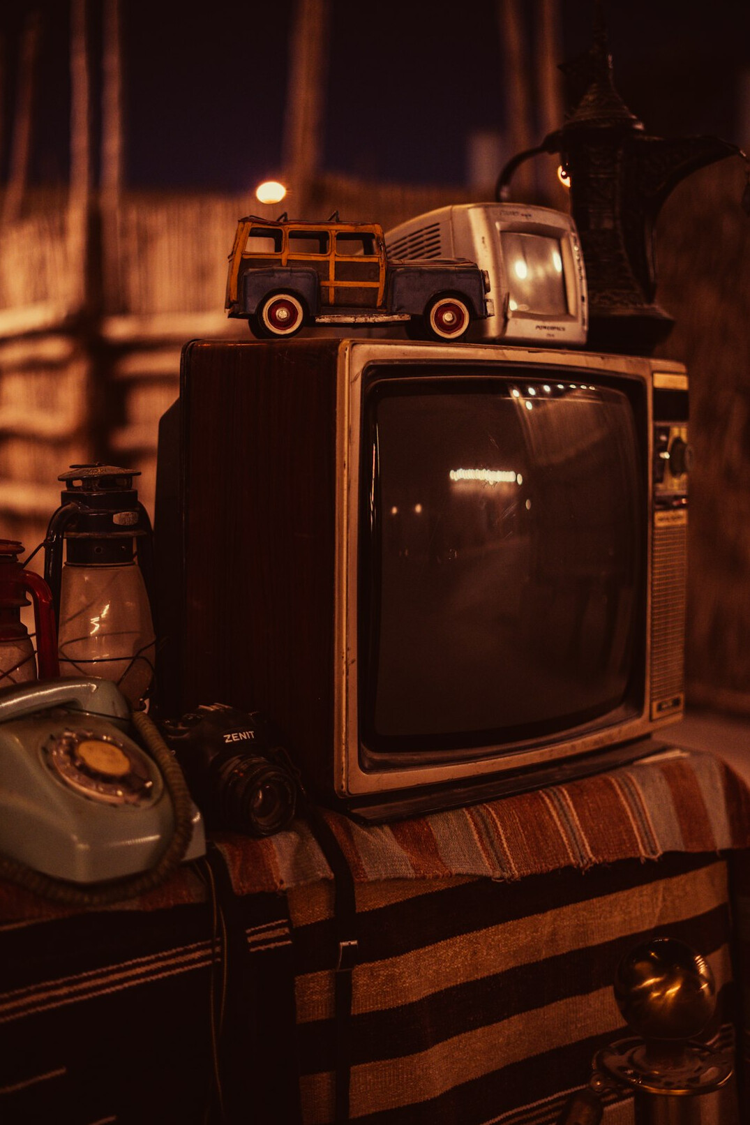 family watching old tv