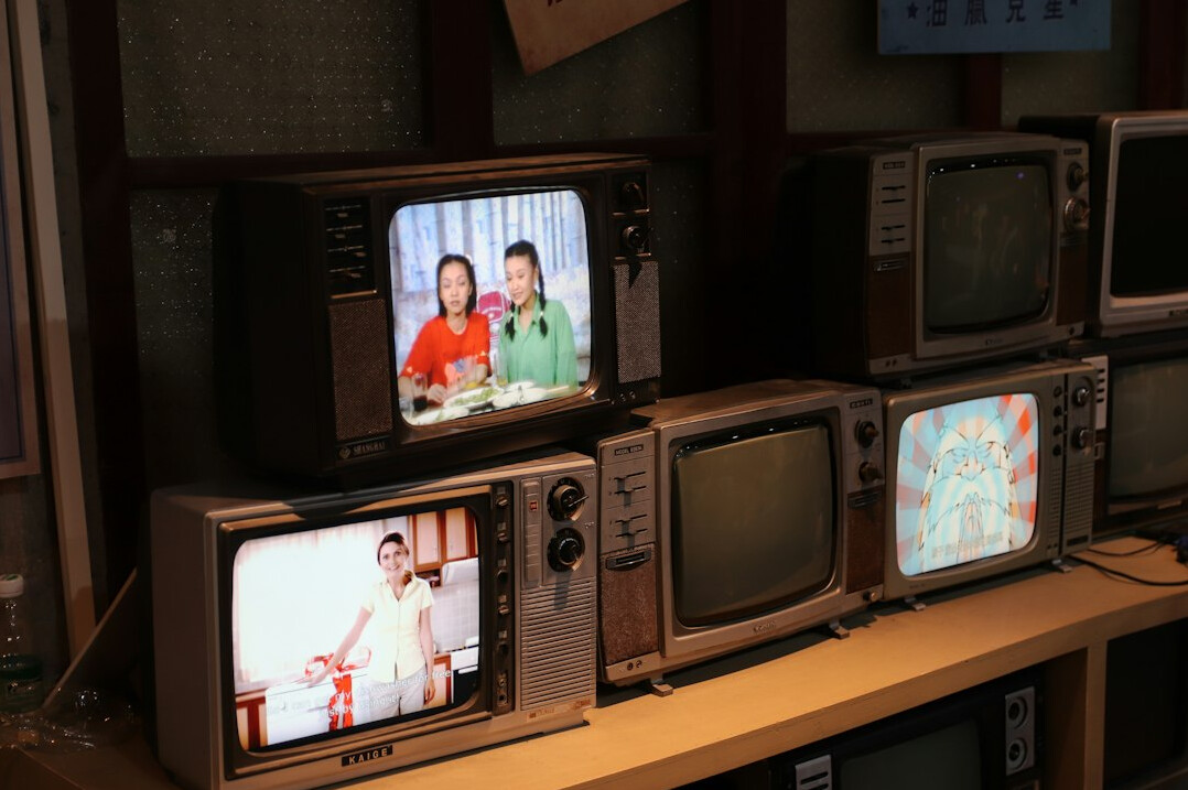 vintage tv studio live show